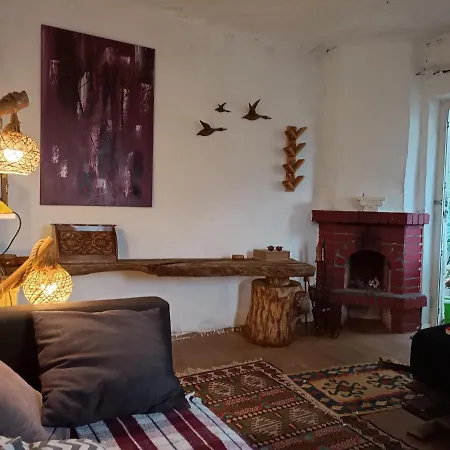 Muestakil Soemineli Bahceli Barbekuelue Koey Evi Smirne