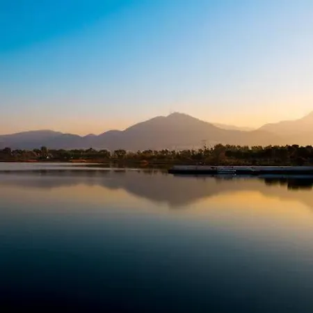 Muestakil Soemineli Bahceli Barbekuelue Koey Evi Hotel