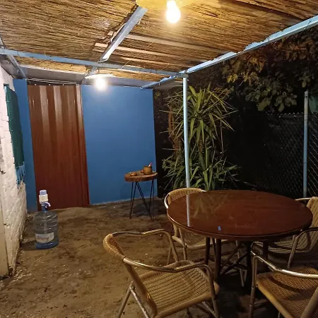 Hotel Muestakil Soemineli Bahceli Barbekuelue Koey Evi Smirne