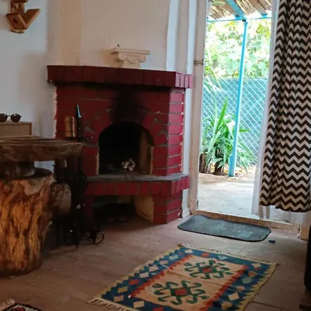 Hotel Muestakil Soemineli Bahceli Barbekuelue Koey Evi *